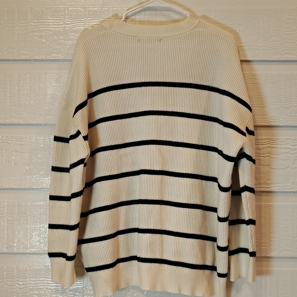 Lillusory Womens Oversized White Black Striped Cardigan Sweater Size Medium - Picture 5 of 5
